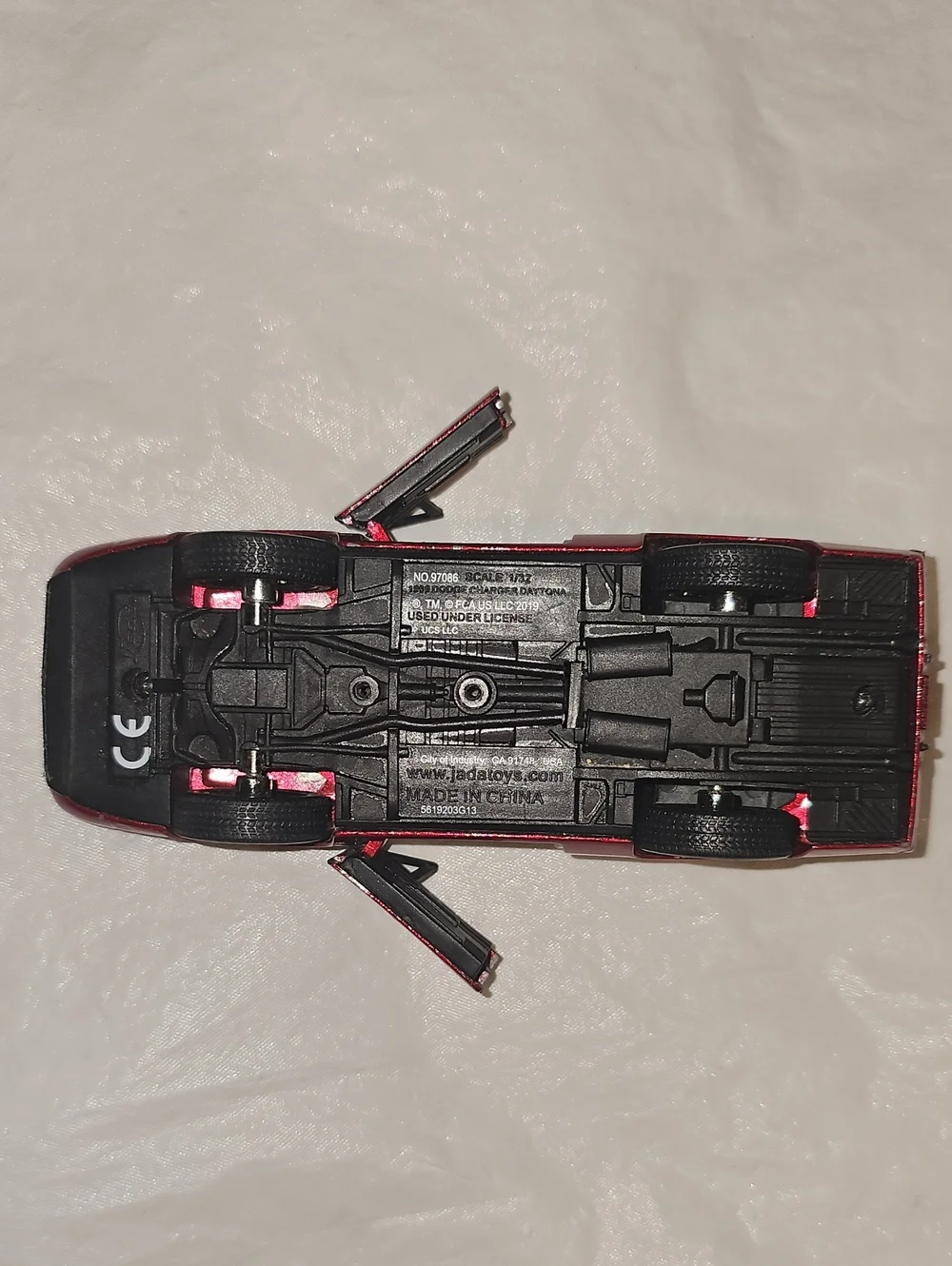 1969 Dodge Charger Scale 1/32 Doors Open, Red Used